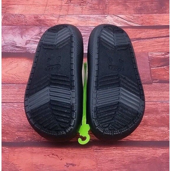 Crocs Women's Classic Puff Moc Slipper 8 Women/6 Men Moth/Multi - Picture 5 of 5